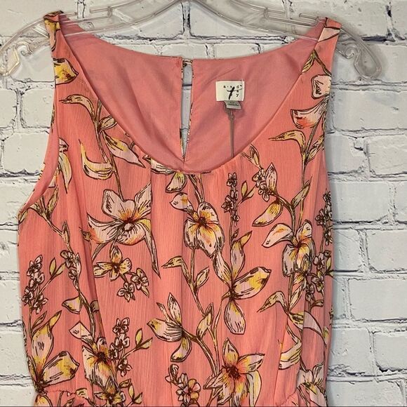 Floral Asymmetrical Dress - Picture 3 of 8